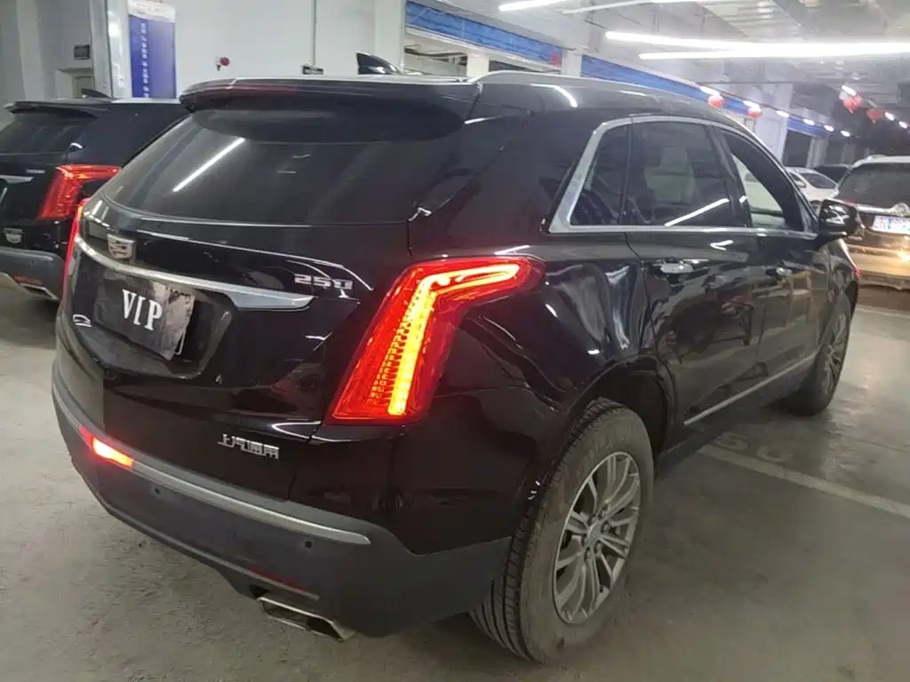 Cadillac XT5 — миниатюра 7