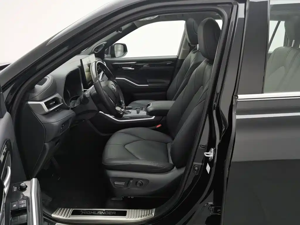 Toyota Highlander — миниатюра 10