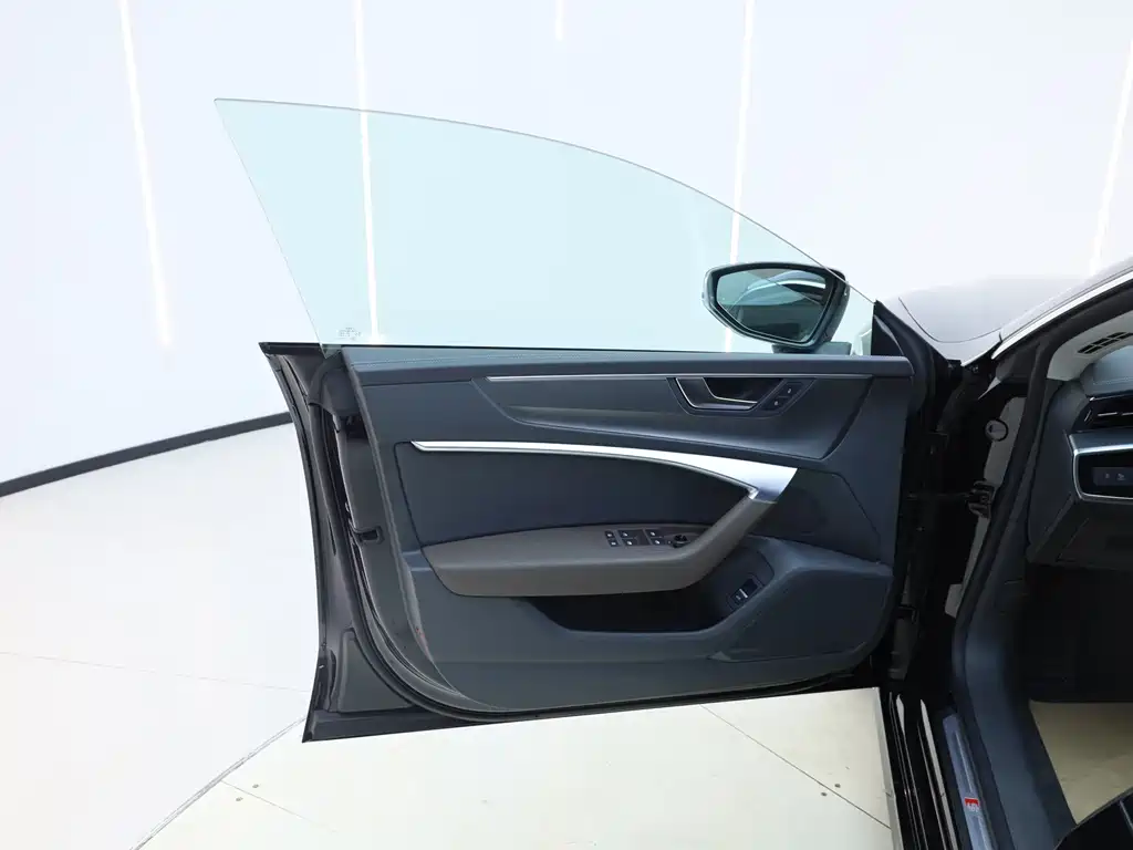 Audi A7L 2024 45TFSI S-line
