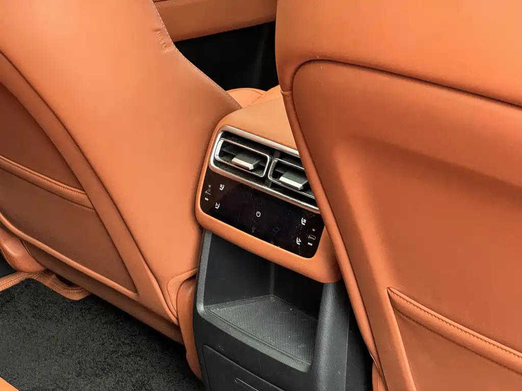 Li Auto Li L6 — миниатюра 20