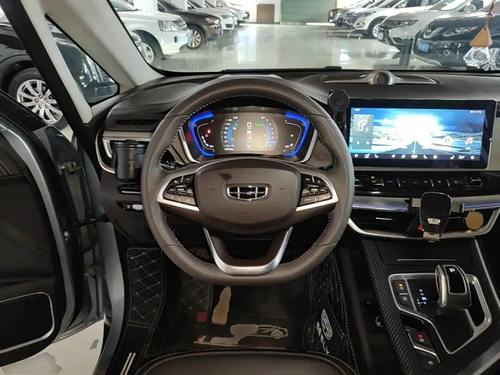 Geely Jia Ji — миниатюра 11