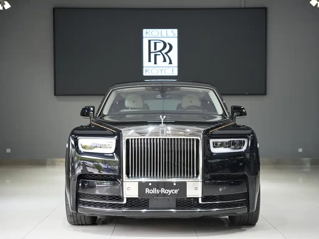 Rolls-Royce Phantom — миниатюра 2
