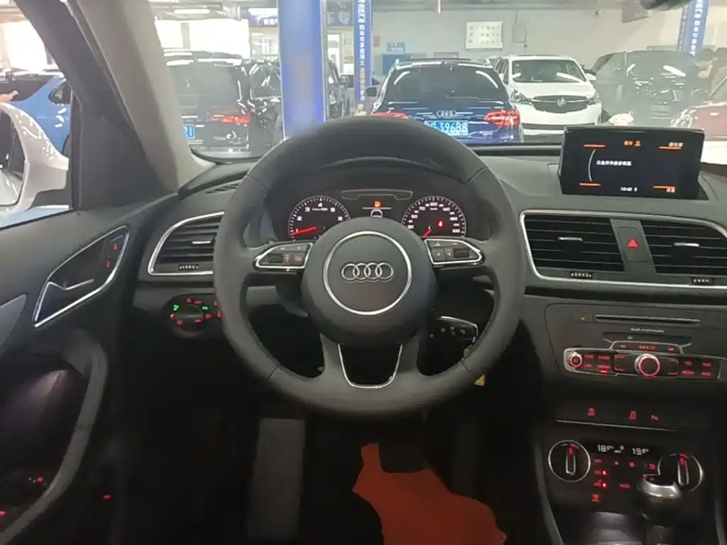 Audi Q3 — миниатюра 11
