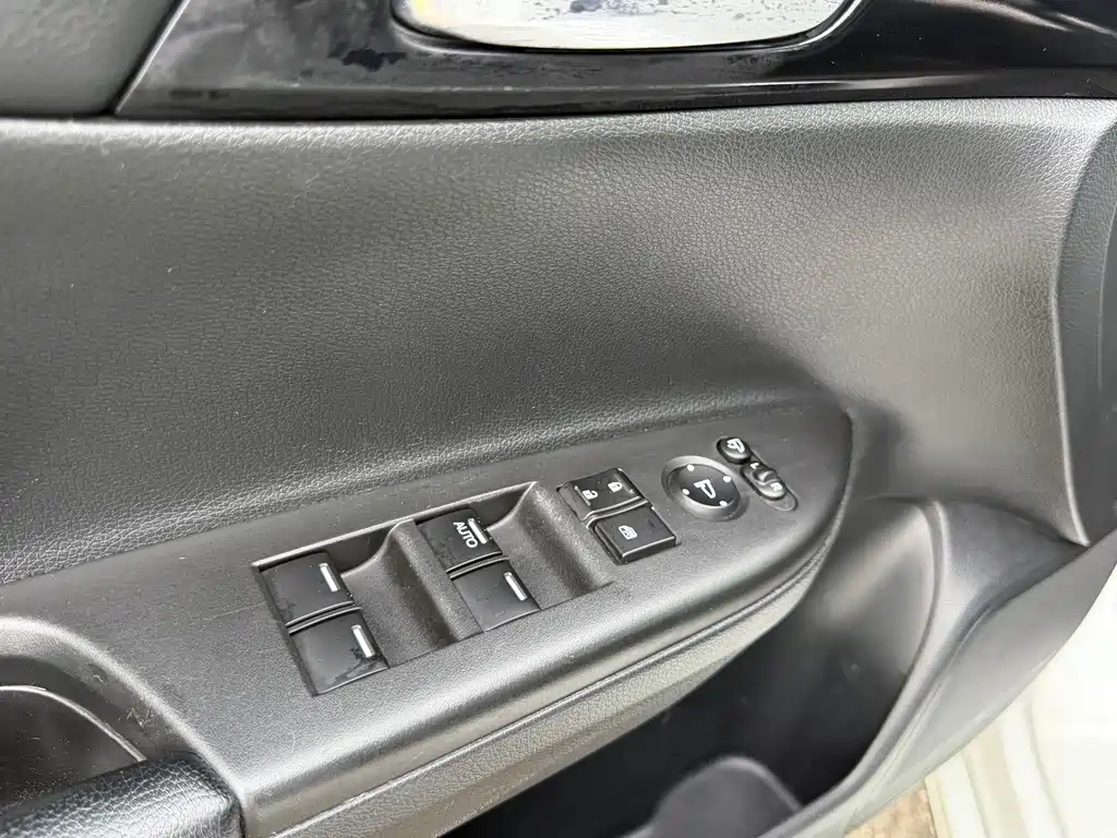 Honda Accord — миниатюра 11