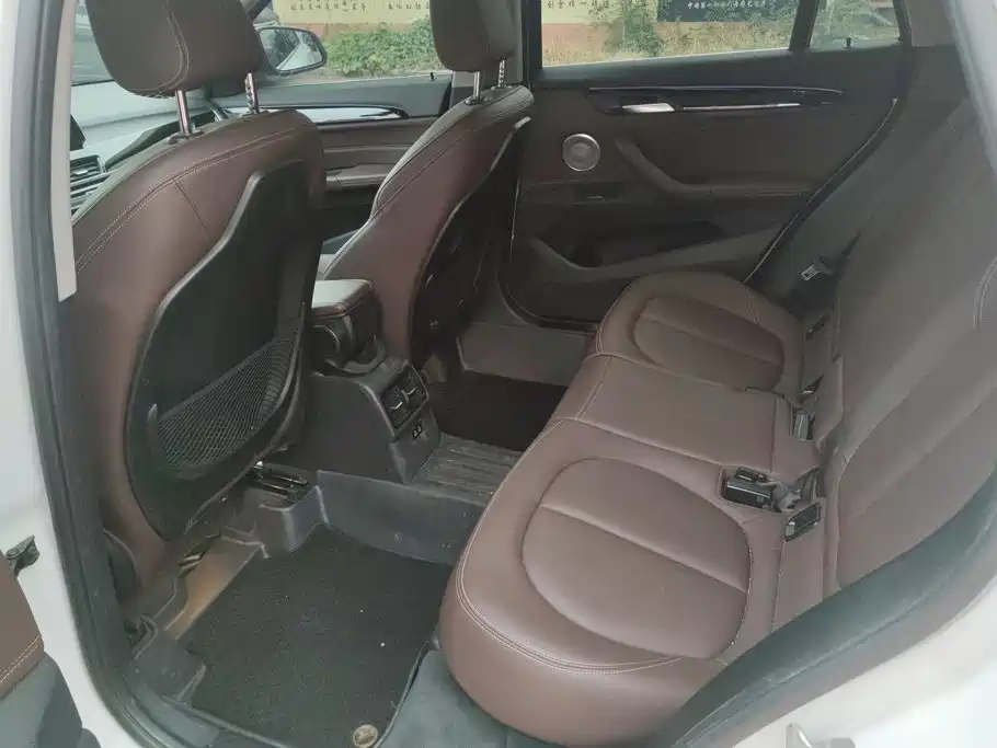 BMW X1 — миниатюра 11