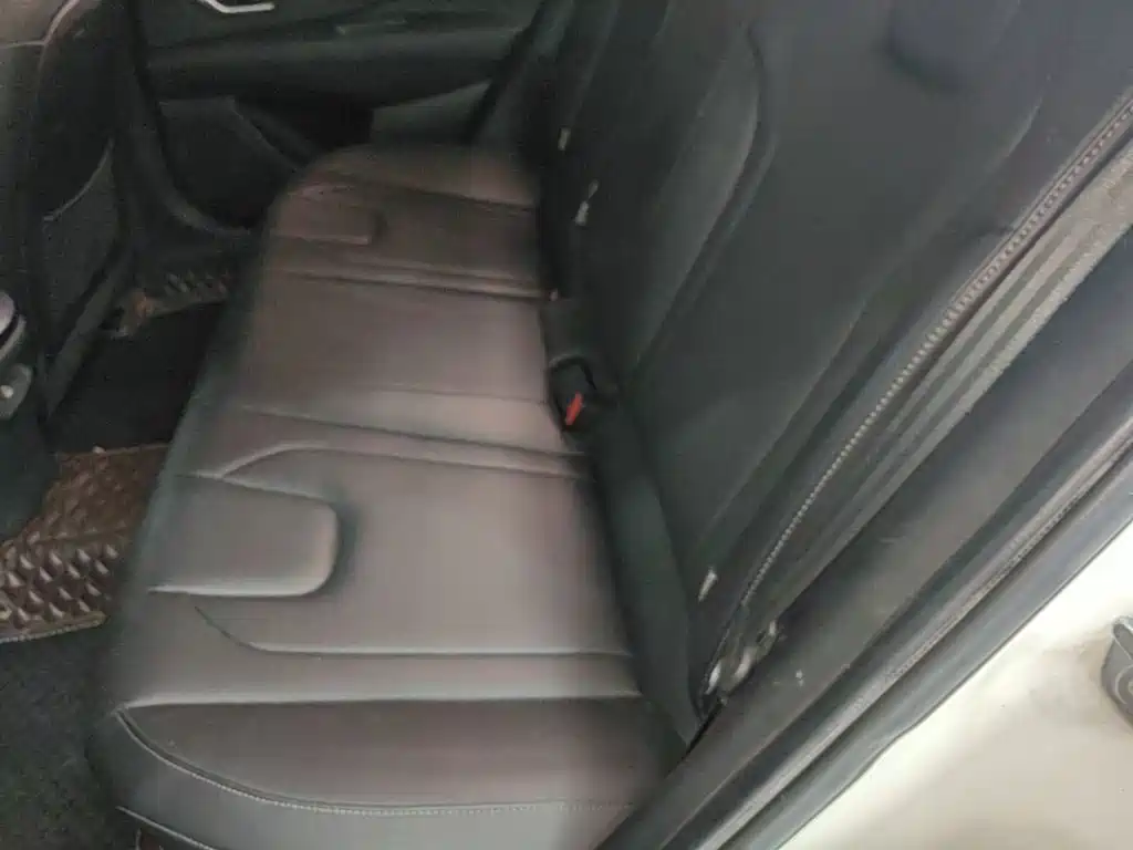 Hyundai Elantra — миниатюра 17