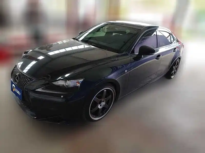 Lexus IS 2016