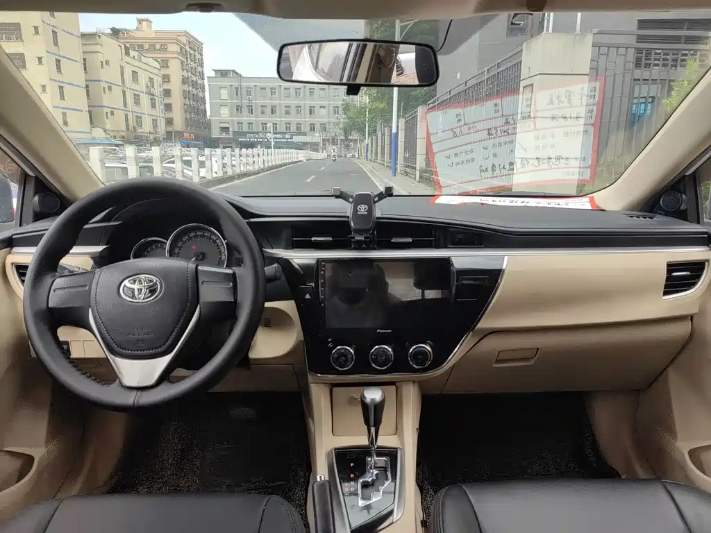 Toyota Corolla — миниатюра 17