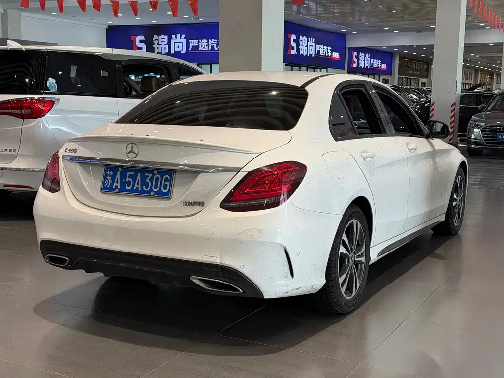 Mercedes-Benz C-Class — миниатюра 3