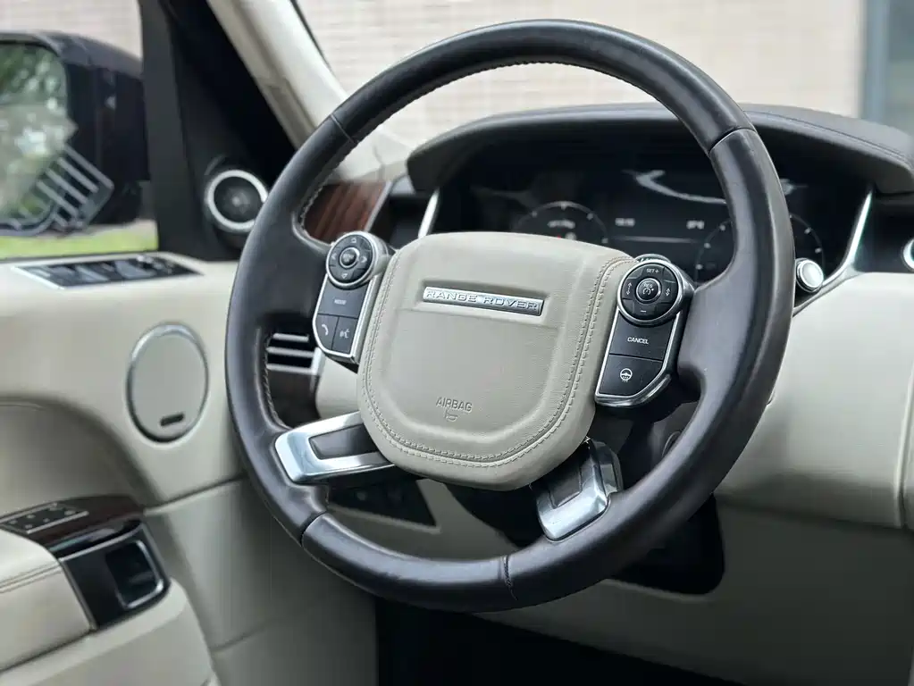 Land Rover Range Rover — миниатюра 7