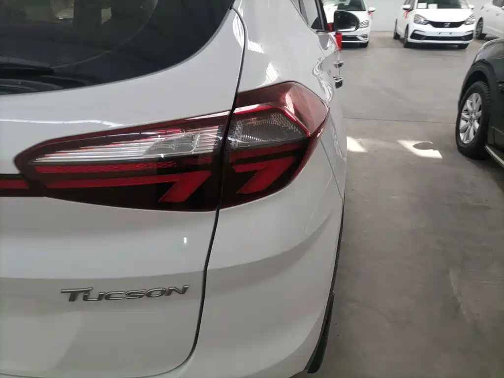 Hyundai Tucson — миниатюра 8
