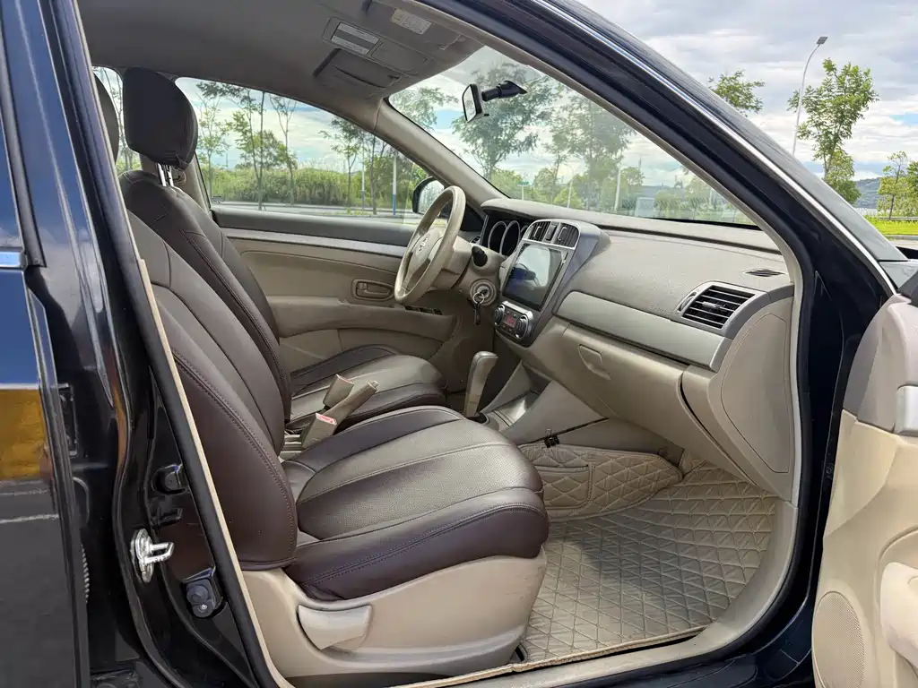 Nissan Sylphy — миниатюра 13
