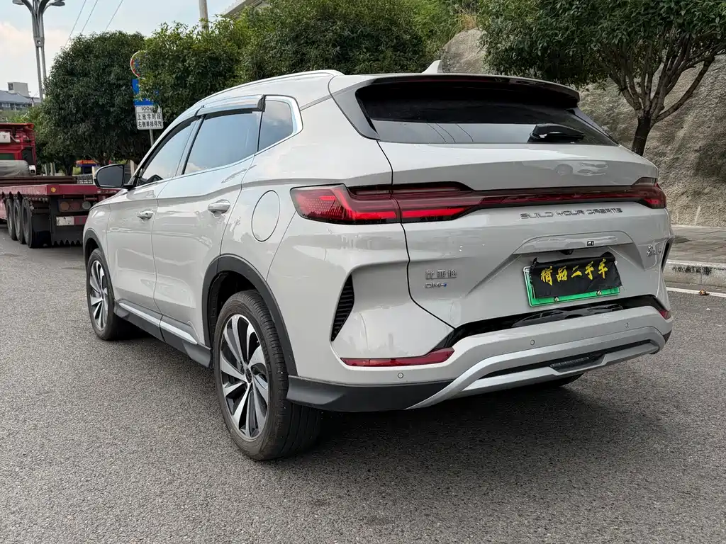 BYD PLUS New Energy — миниатюра 12