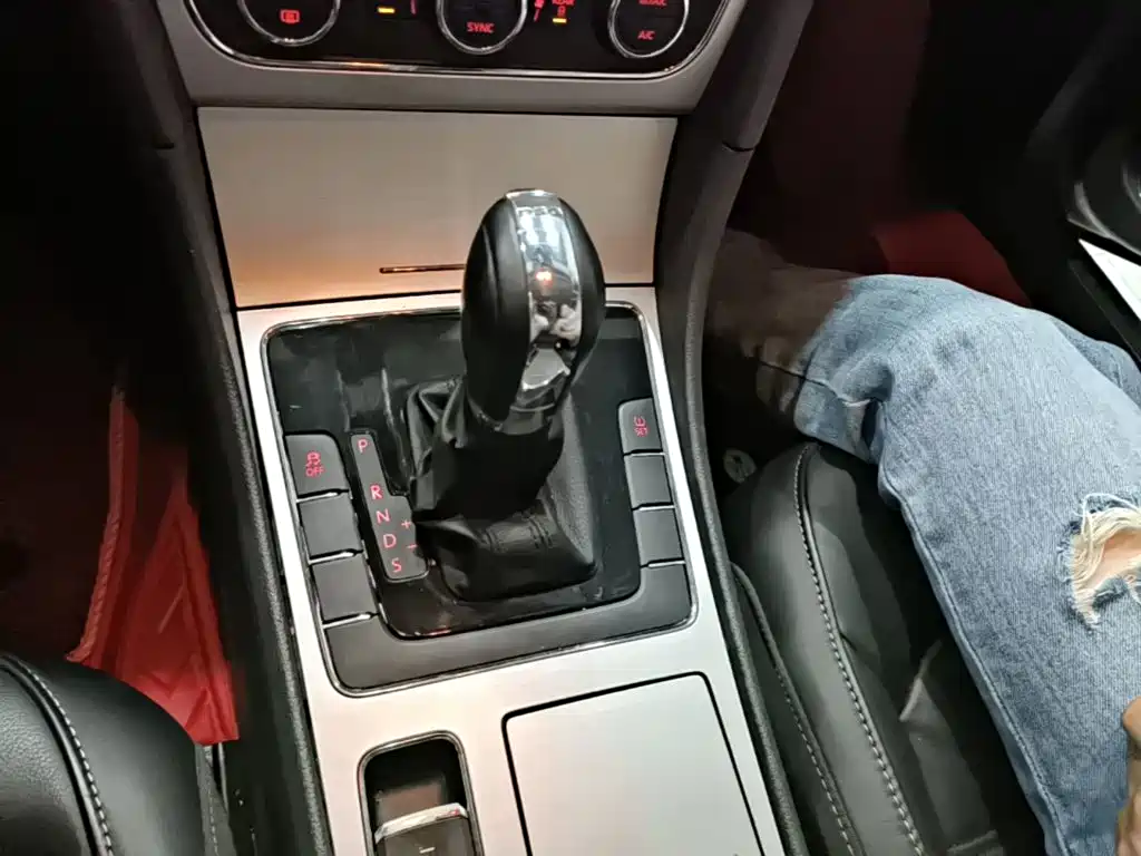 Volkswagen Passat — миниатюра 14