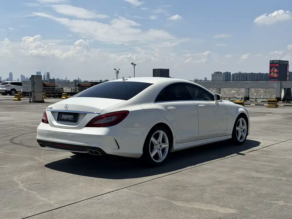 Mercedes-Benz CLS — миниатюра 2