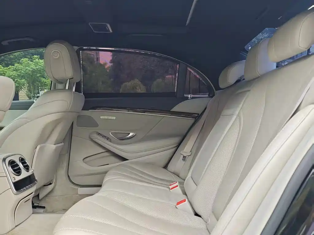 Mercedes-Benz S-Class — миниатюра 8