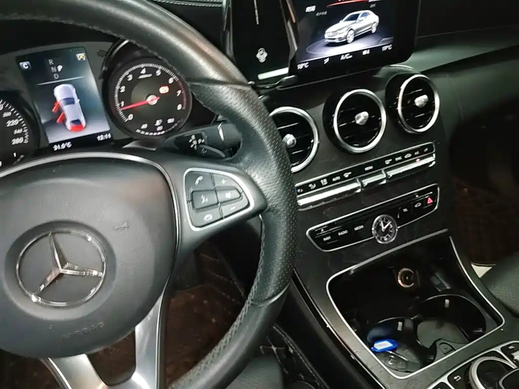 Mercedes-Benz C-Class — миниатюра 14