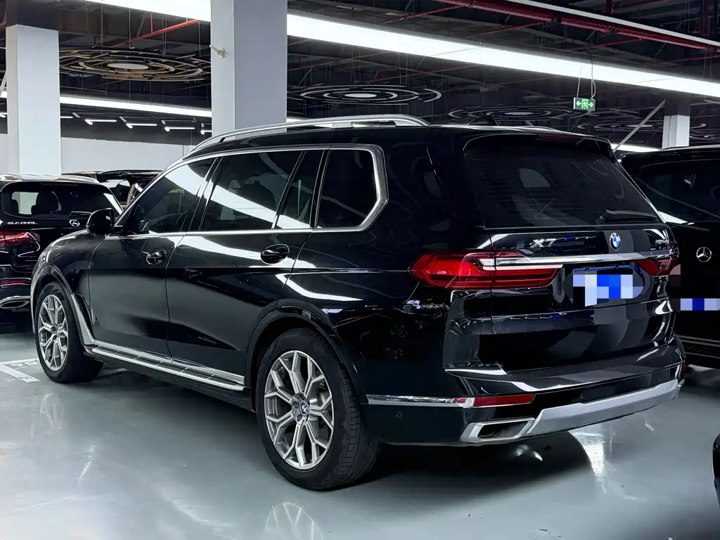 BMW X7 — миниатюра 17