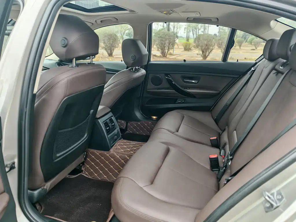 BMW 3 Series — миниатюра 9