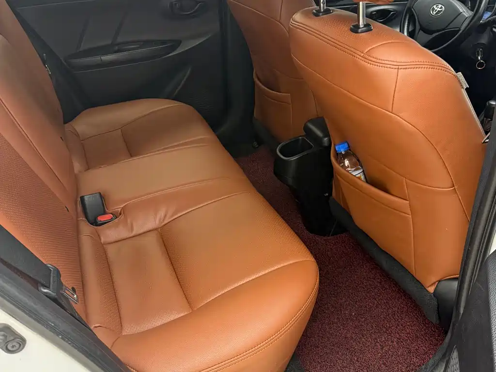 Toyota Yaris L — миниатюра 16