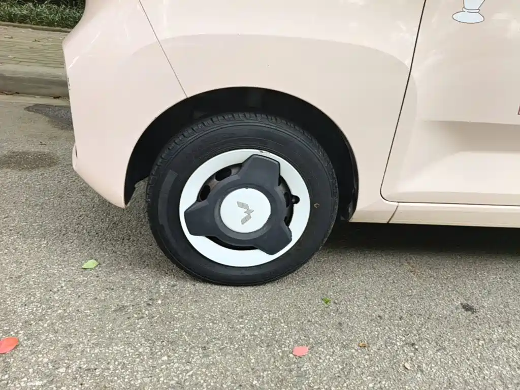 Wuling MINIEV — миниатюра 23