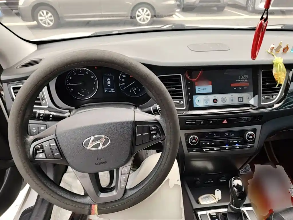 Hyundai Mistra 2014 1.8L AT GLS
