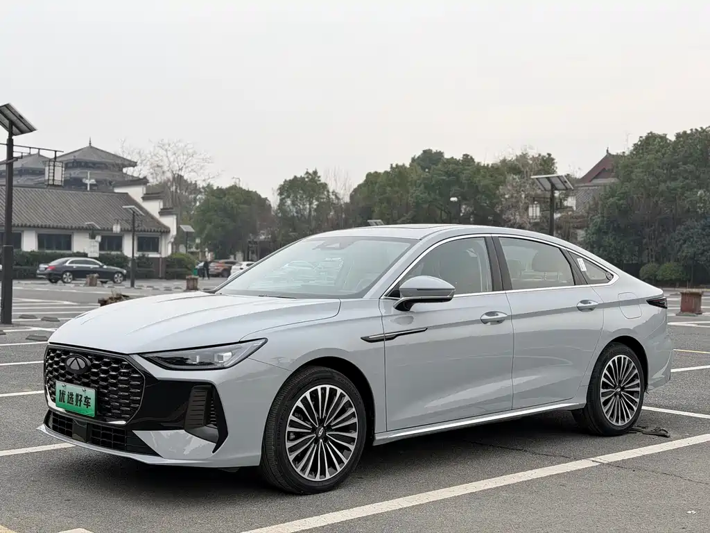 CHERY FENGYUN A8L