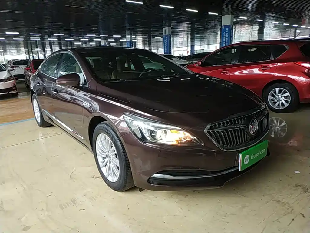 Buick LaCrosse — миниатюра 4
