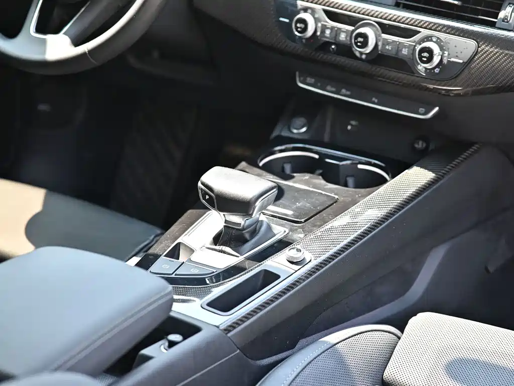 Audi A4L — миниатюра 9