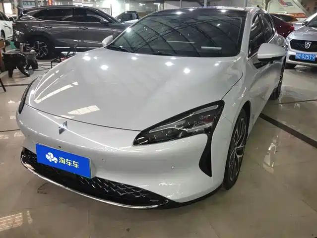 BAOJUN XIANGJING 2025