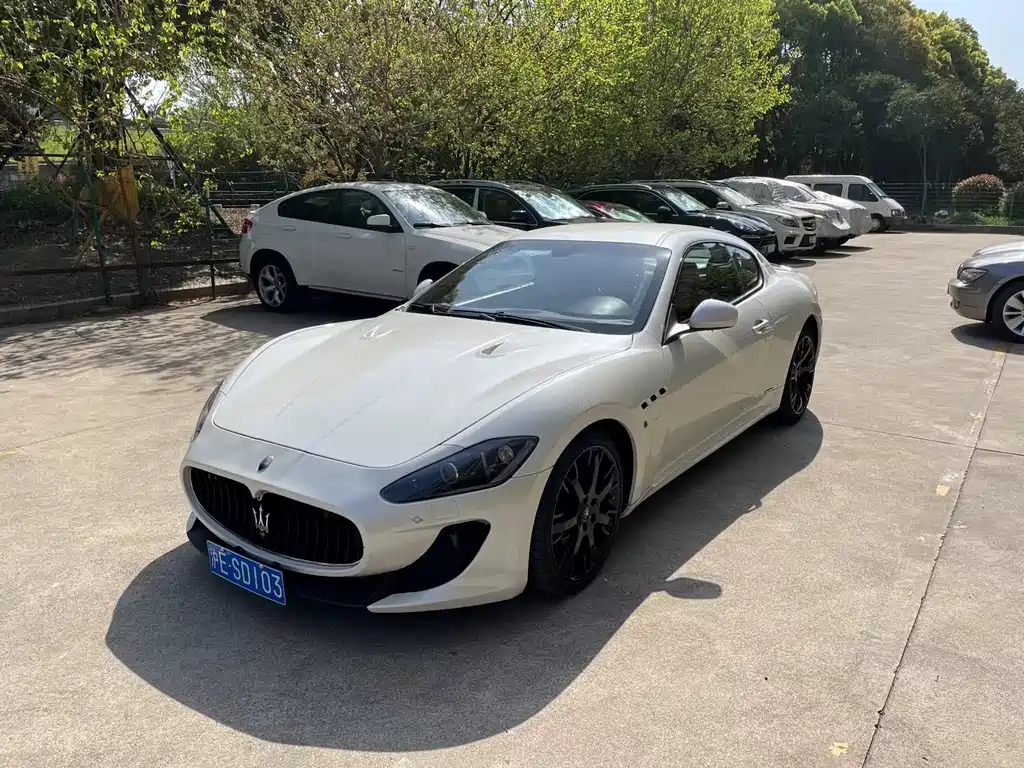 Купить Maserati GranTurismo