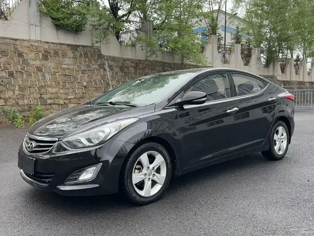 Купить Hyundai Elantra Langdong