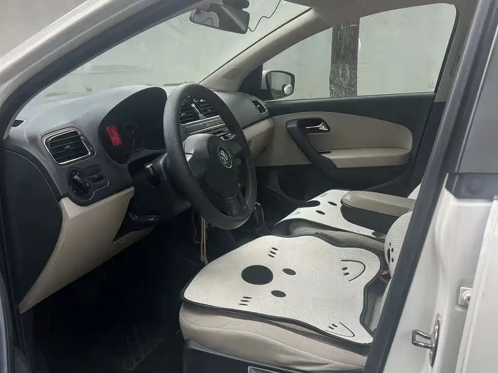 Volkswagen Polo — миниатюра 5