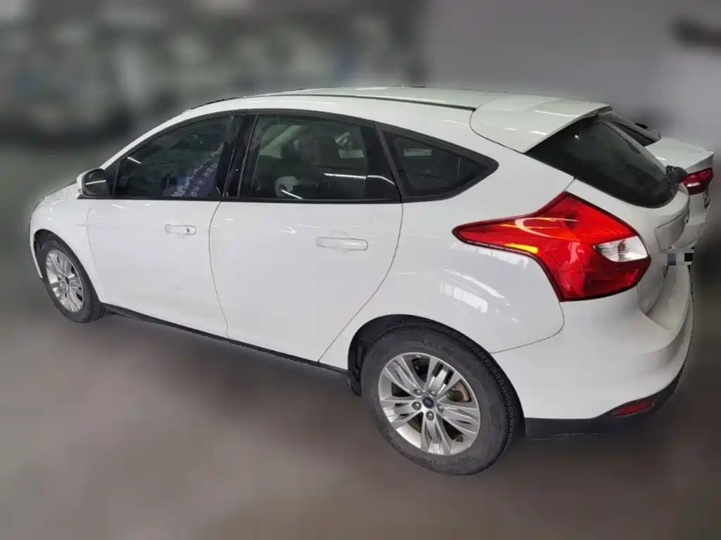 Ford Focus — миниатюра 7