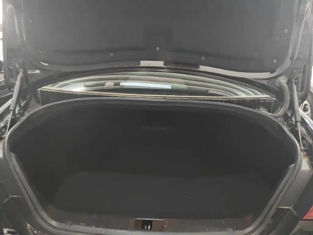 Infiniti Q70 — миниатюра 19