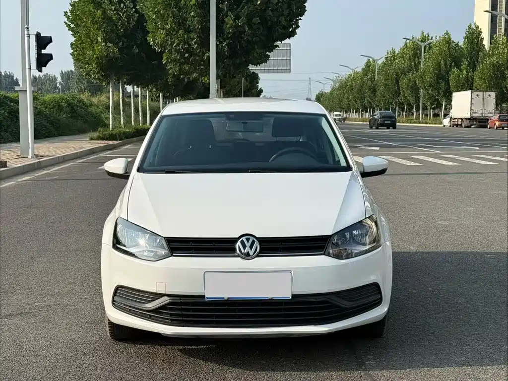Volkswagen Polo — миниатюра 2