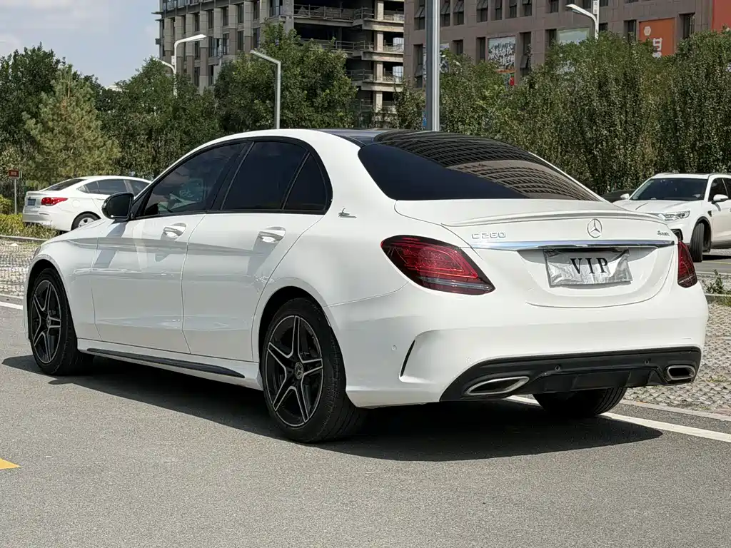 Mercedes-Benz C-Class — миниатюра 4