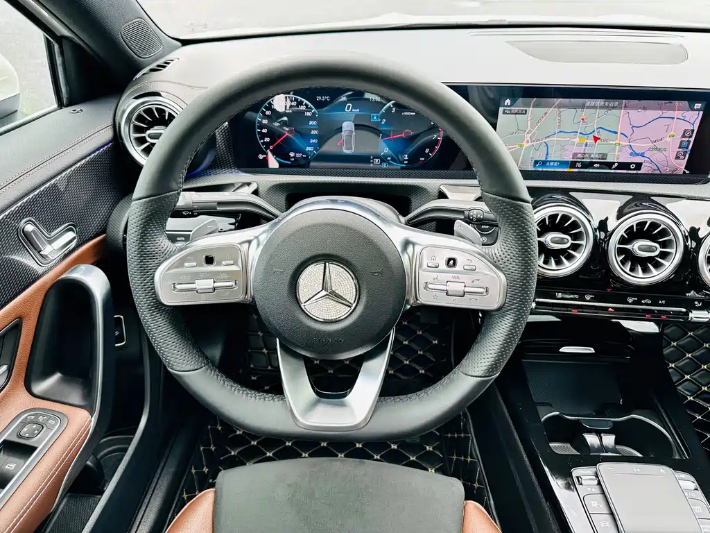 Mercedes-Benz A-Class — миниатюра 17