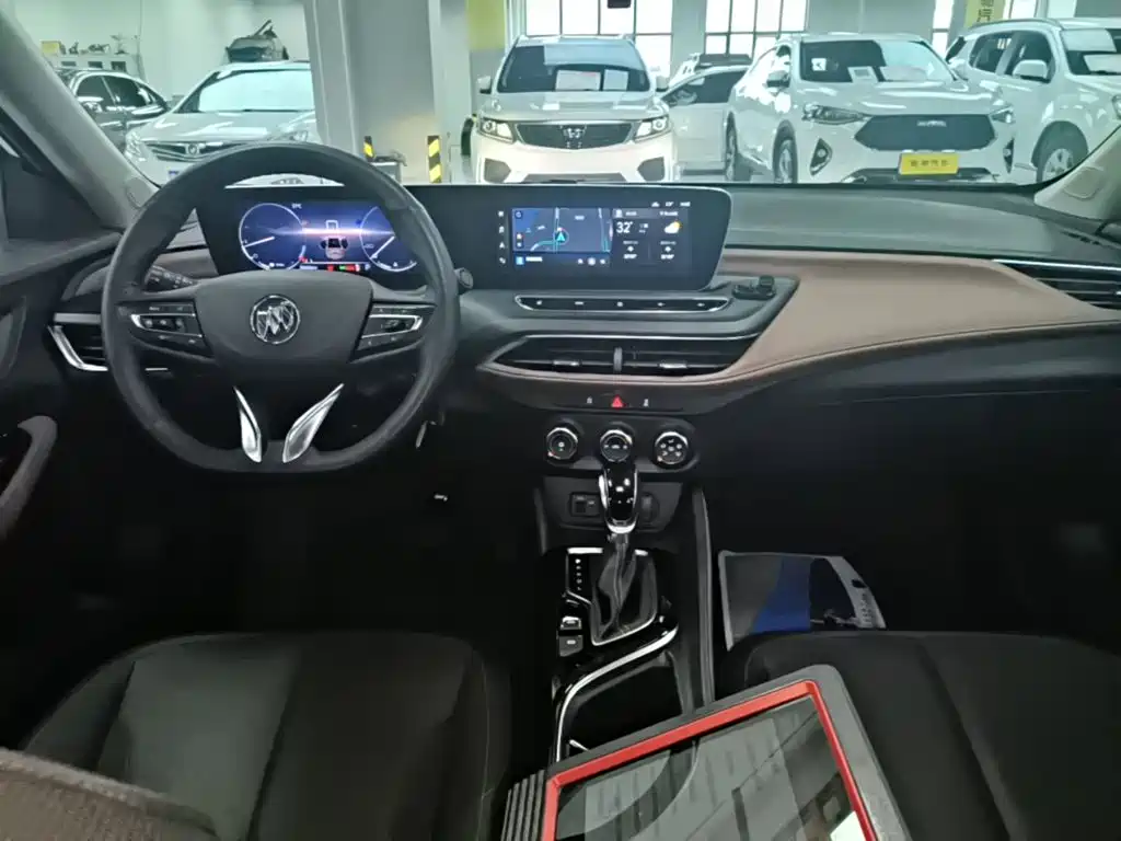 Buick Verano 2022 Pro 533T