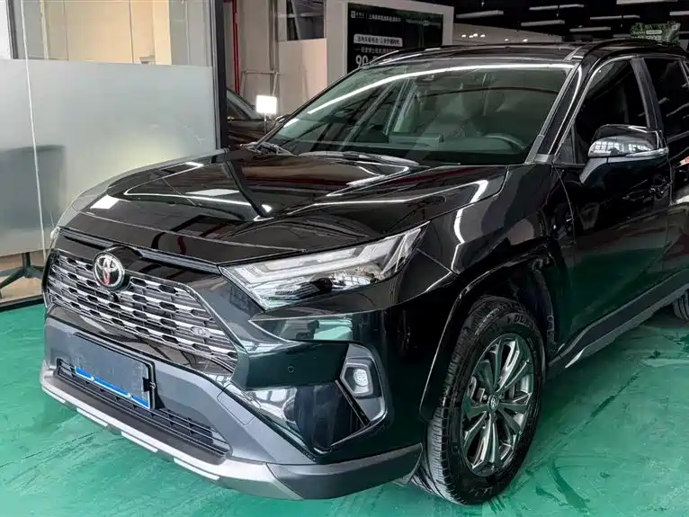 Toyota RAV4 2024