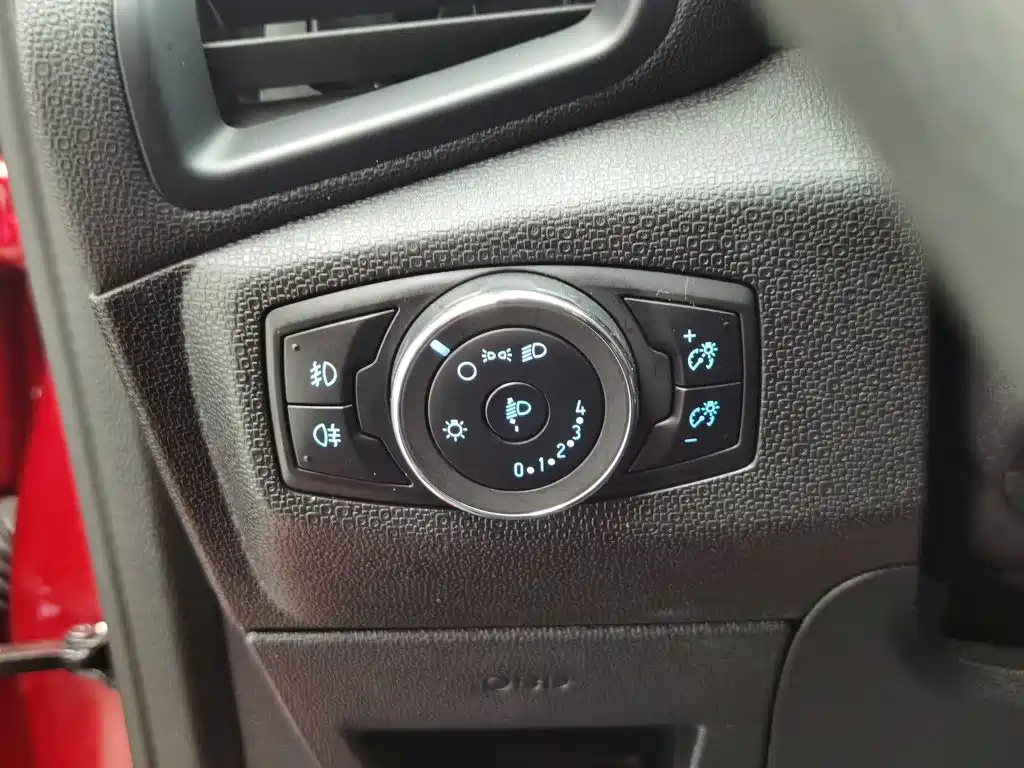 Ford Ecosport — миниатюра 21