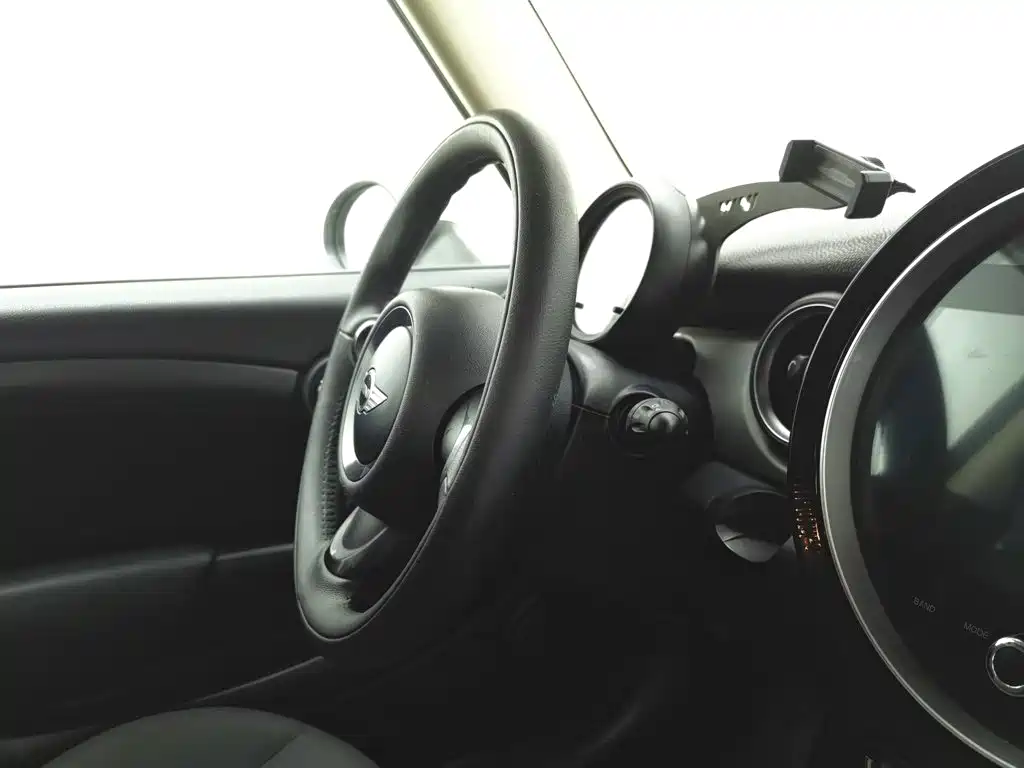 MINI Mini Clubman — миниатюра 22