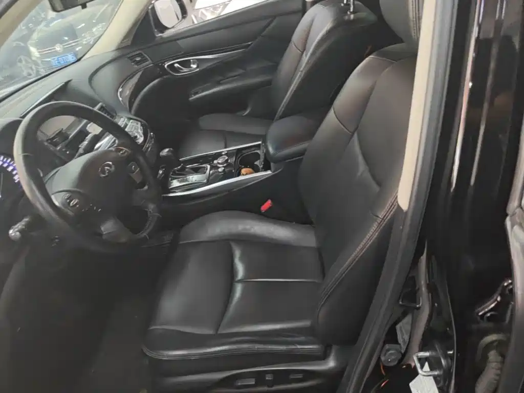 Infiniti Q70 — миниатюра 15