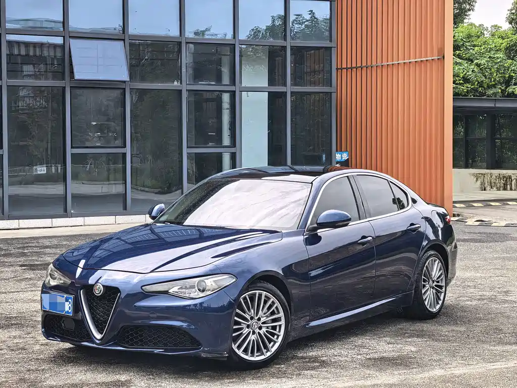 Alfa Romeo Giulia