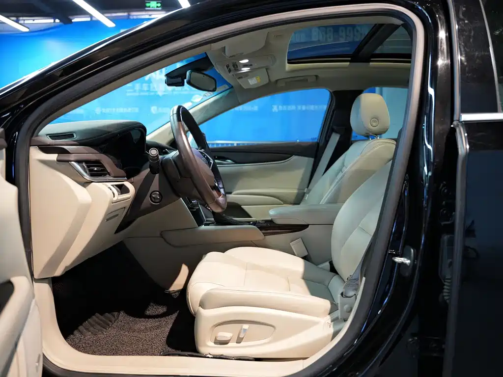 Cadillac XTS — миниатюра 5