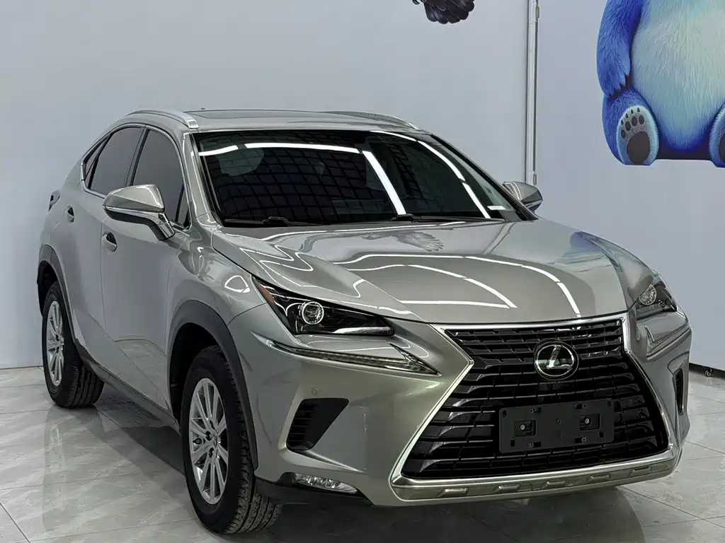 Lexus NX 2020 200 VI