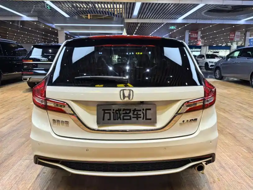 Honda Jade — миниатюра 18