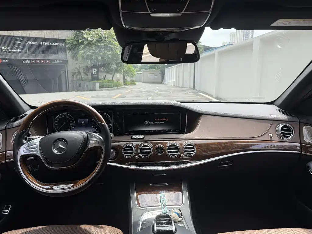 Mercedes-Benz S-Class — миниатюра 15