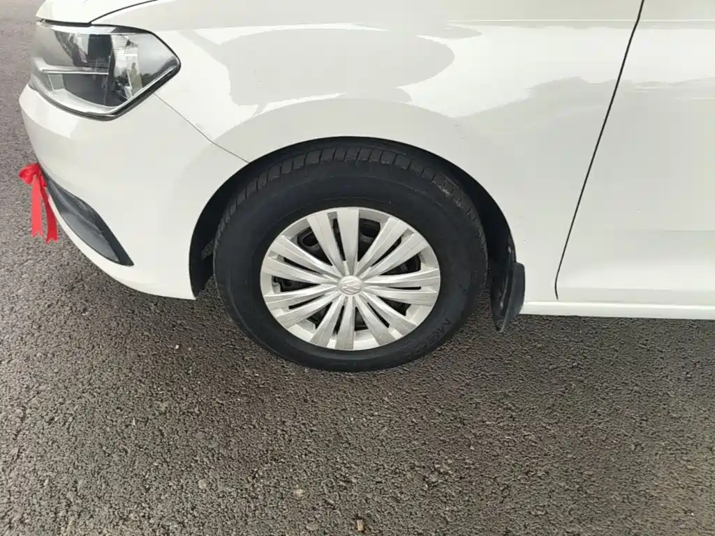 Volkswagen Santana — миниатюра 23