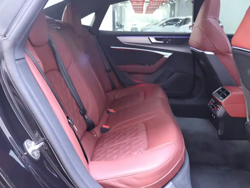 Audi A7L — миниатюра 22